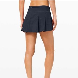 8 Tall Pace Rival LuluLemon navy tennis skirt